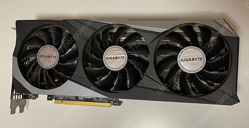 기가바이트 rtx 3070 gaming oc 8g 그래픽카드 팝니다