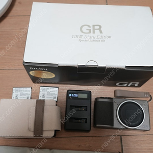 리코 GR3 다이어리 스페셜 에디션 RICOH GR3 Diary Special Edition 팝니다.