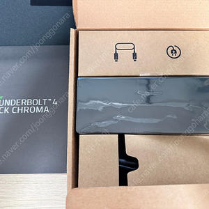 레이저 썬더볼트4 독 크로마 RAZER THUNDERBOLT 4 DOCK CHROMA 판매합니다