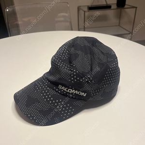 살로몬 XA 리플렉티브 러닝(트레일) 모자 판매 합니다