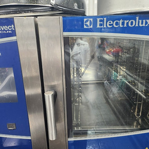 (201)일렉트로룩스 Electrolux 콤비스티머 6단 컨벡션오븐 AOS061EK