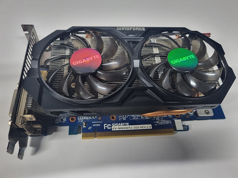 그래픽카드 엔비디아 지포스 GTX660