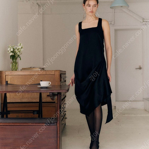 르에 LE.A - Silk side drape dress / black