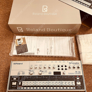 드럼머신 Roland TR-06