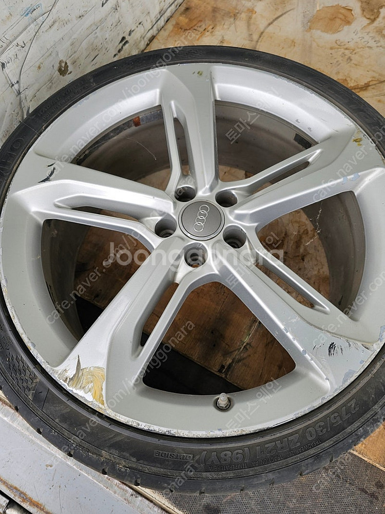 RS7 정품 21인치 휠 타이어 팝니다--5