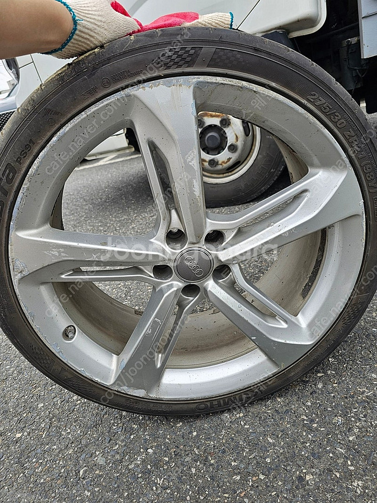 RS7 정품 21인치 휠 타이어 팝니다--6