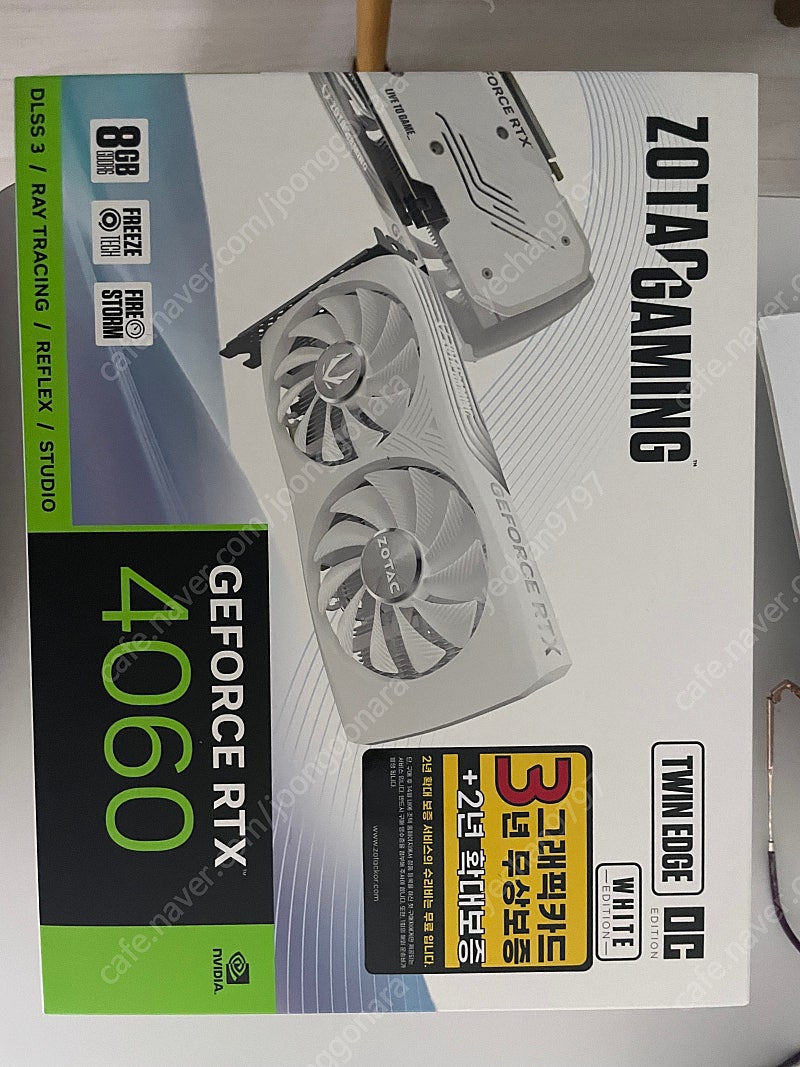 (미개봉) zotac gaming gearforce rtx 4060 twin edge 8gb 화이트