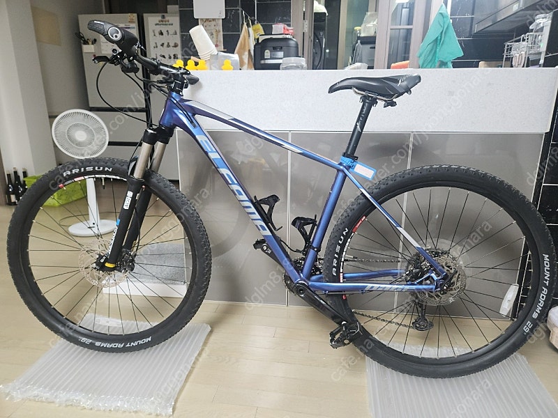 엘파마 p8000 mtb 팝니다( 29인치, 21년식, 2×12단 xt)