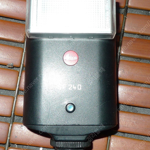 Leica SF-24D Shoe Mount Flash for Leica, 배터리, 부드러운 케이스.