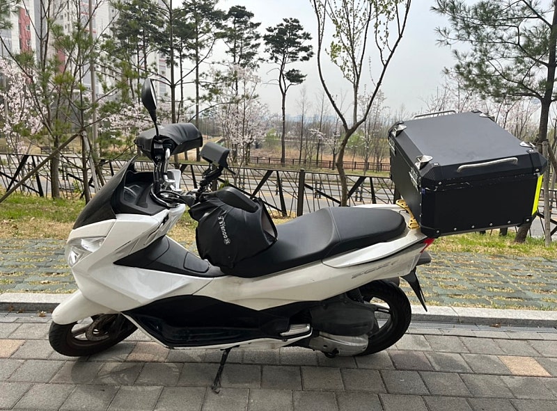 Pcx18 팝니다