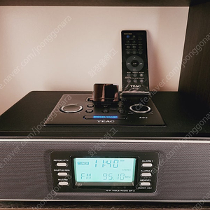 [민트급] 티악 SR-2 올인원 스피커, TEAC Hi-Fi TABLE Radio SR-2 (블루투스 가능)