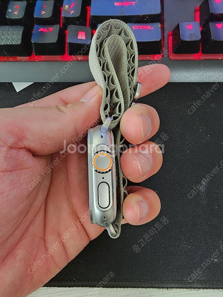 애플워치울트라2 49mm a급 판매합니다 풀박스--2