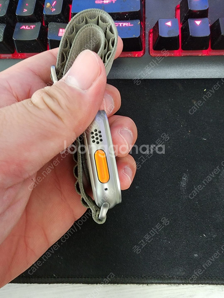 애플워치울트라2 49mm a급 판매합니다 풀박스--3