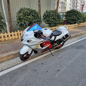 스즈키 하야부사 gsx-1300 대차,판매합니다.