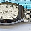 은색 다이얼의 독특한 질감과 디자인의 남성용 라도 시계