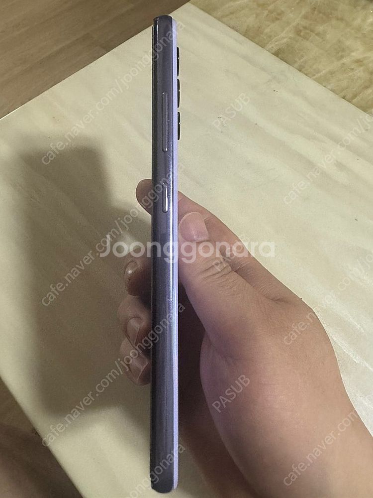 a32 64g 라벤더 팝니다.--4