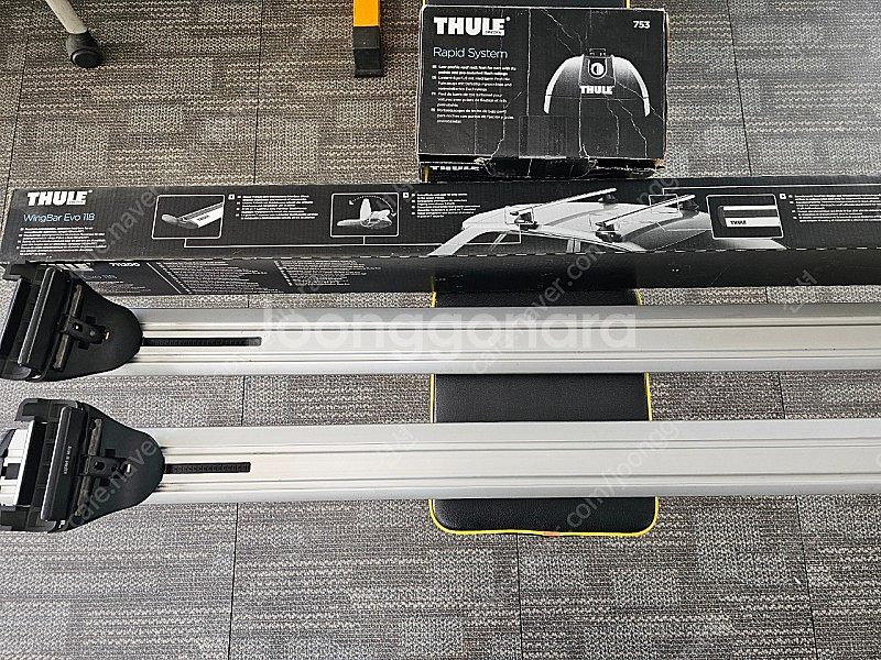 툴레 자전거 캐리어 기본바 & 풋 세트 판매합니다--1