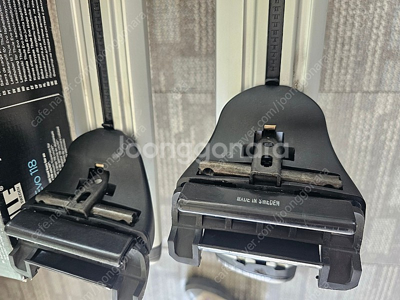 툴레 자전거 캐리어 기본바 & 풋 세트 판매합니다--2