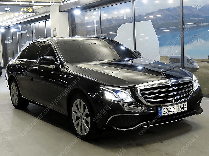 벤츠E-클래스 W213 E300 4MATIC 익스클루시브@중고차@중고차매입@전액할부@저신용자@신불자@소액할부@현금@카드 전부 가능합니다!