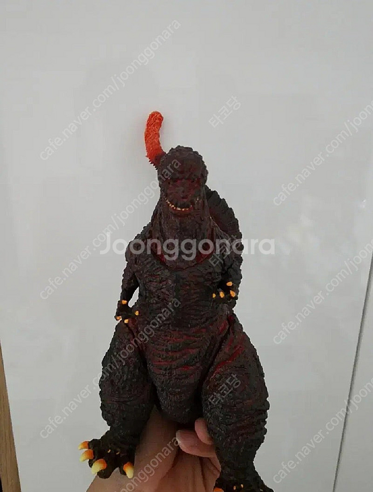 고질라 토호 대괴수 컬렉션 북+피규어 판매합니다.--2