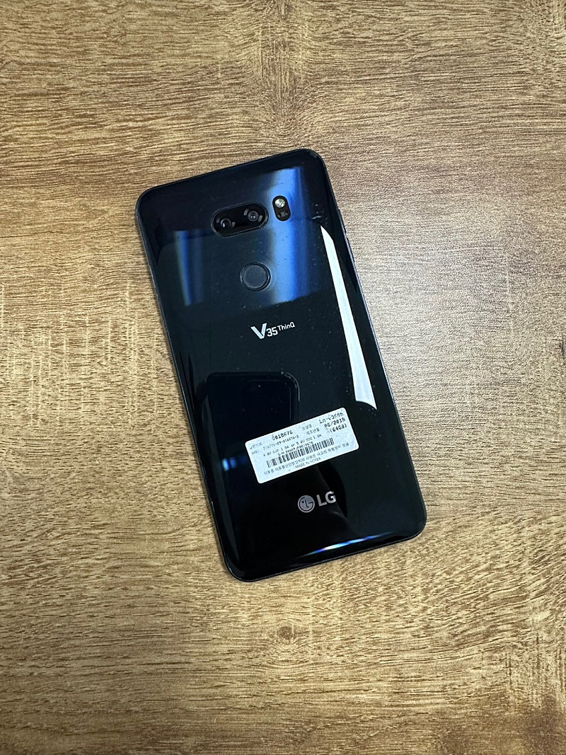 LG V35 64기가 블랙 상태좋은 단말기 7만원 판매합니다