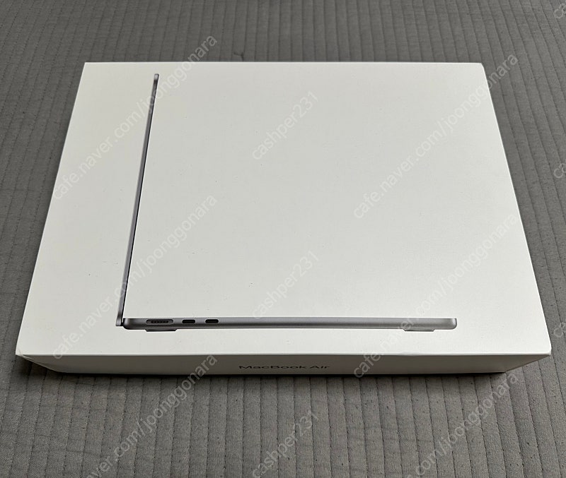 애플 맥북 에어 13 m2 8gb 256gb 외관 s급 ( apple mac book air )