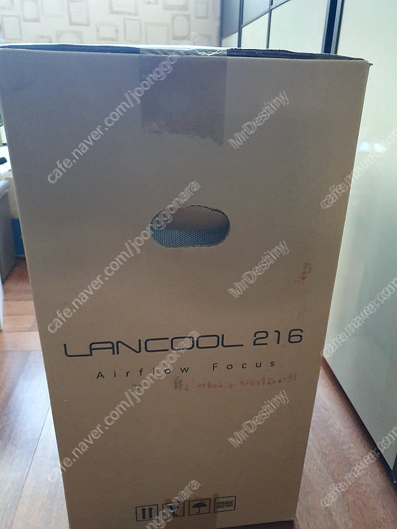 미개봉 pc케이스 리안리 lancool 216 화이트 rgb 팝니다