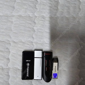 usb 메모리 64기가, 32기가, 8기가, 리더기 팝니다.