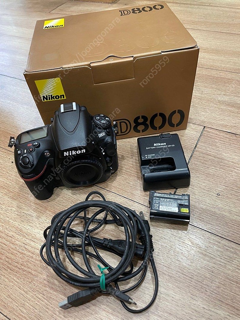 니콘 d800 바디 팝니다