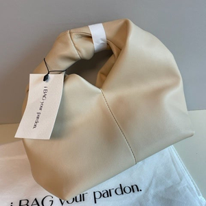 I bag your pardon 제작 소가죽 가방 (새상품)