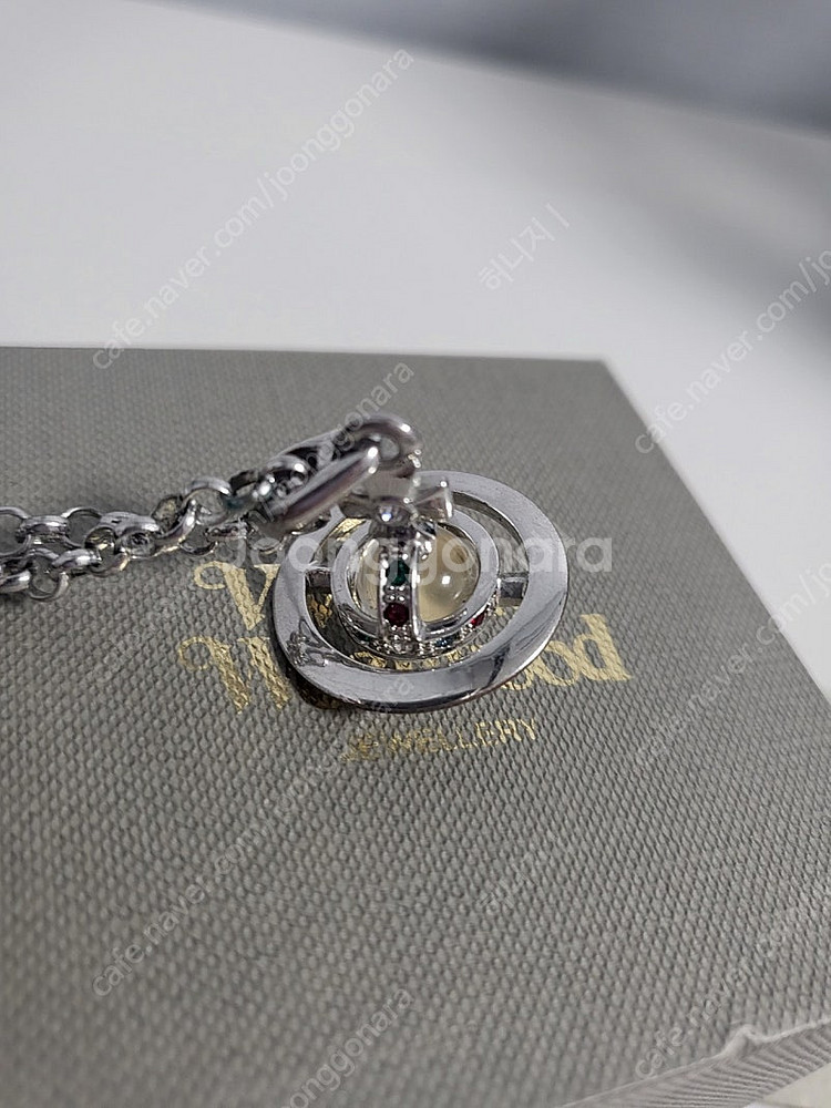 비비안웨스트우드 입체 오알비 목걸이 정품--0