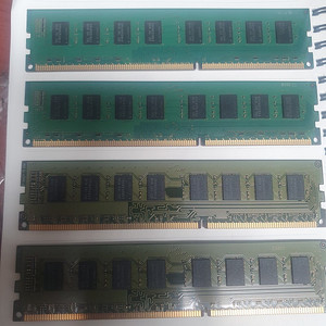 삼성 ddr3 10600 4gb 램 4개 팝니다.