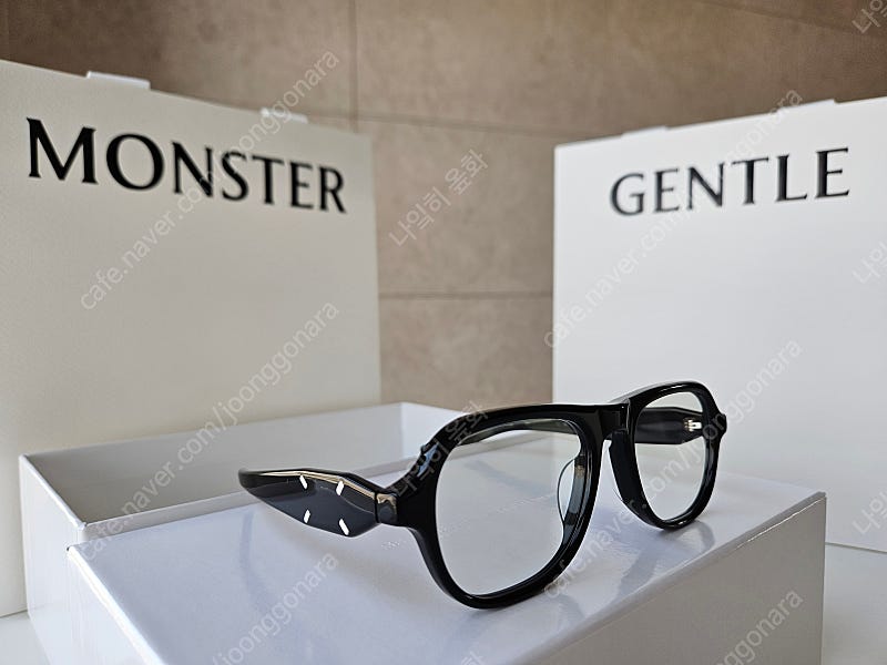 [급처] 젠틀몬스터 마르지엘라 안경 mm113 블랙 새상품 팔아용️