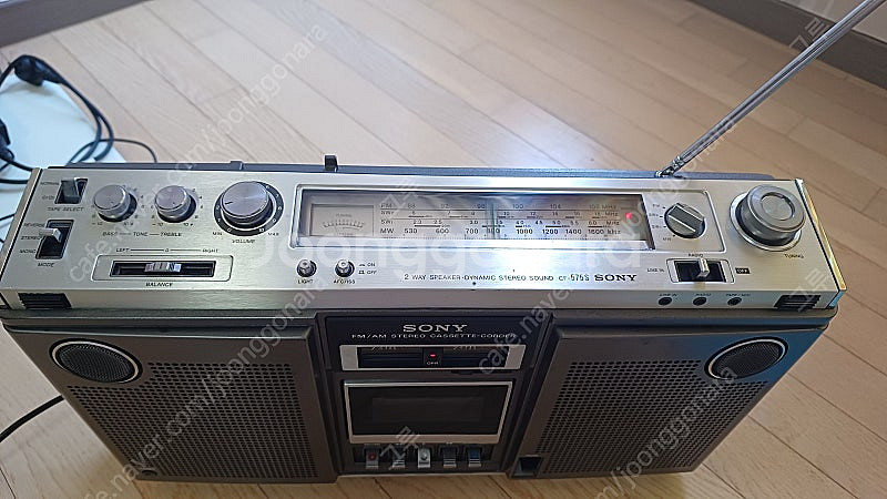 소니 대형 카세트 라디오 CF-575S 판매합니다.--1