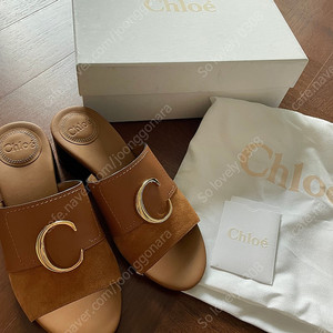 Chloe 샌들