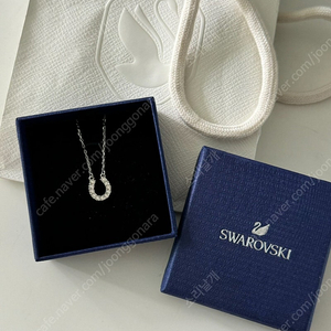 스와로브스키 SWAROVSKI