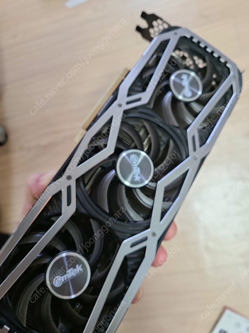 이엠텍 3080 ti 12gb 블랙 에디션 팝니다