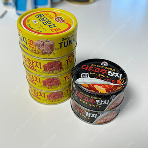 참치 사조참치 더매운고추참치 100g 2개 동원참치 고추참치 85g 3개 콘 85g 1개 팝니다.