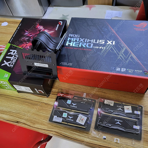 최고사양 ROG MAXIMUS XI HERO WIFI Z390보드, I7 9700KF ,T-Force DDR4,삼성SSD,컬러풀 rtx 2070슈퍼 등등판매합니다.