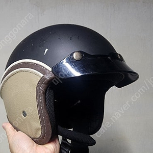 가죽질감 오픈페이스 헬멧 판매. 3만원.