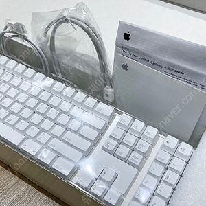 애플 키보드 A1048... 새제품과 중고품.