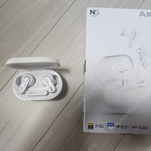 AKG N5 Hybrid 블루투스 이어폰 판매합니다.