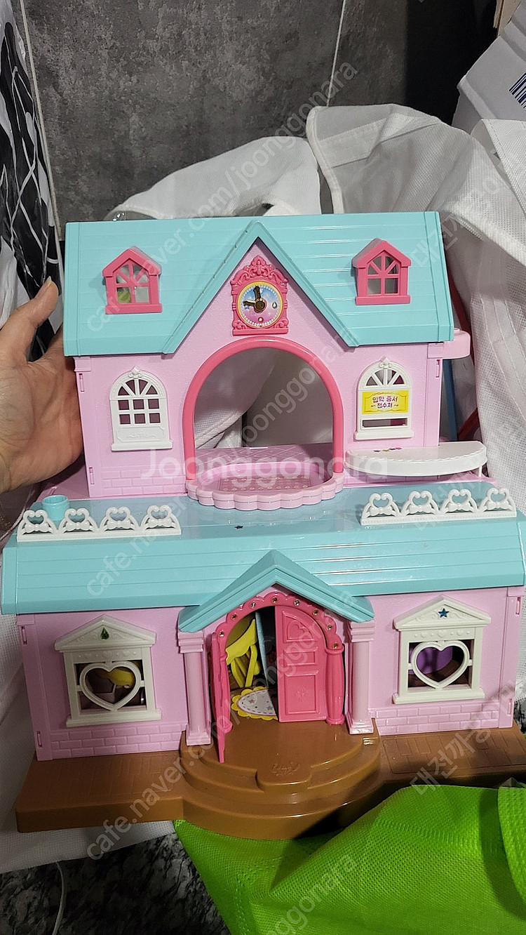 캐치티니핑 집--0