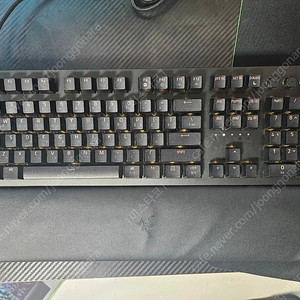 RAZER HUNTSMAN V2 리니어