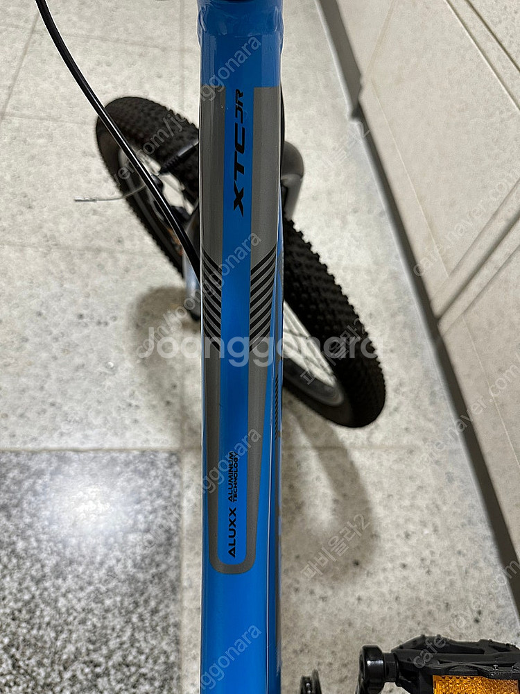 자이언트 XTC JR 20인치 아동 자전거--4