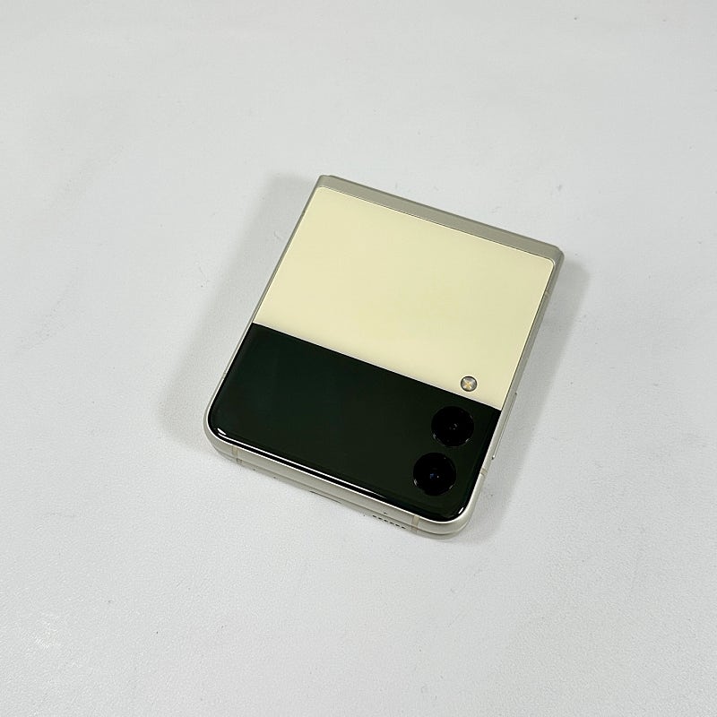 갤럭시 Z플립3 무잔상 깔끔 크림 256기가 KT 23만 판매합니다.