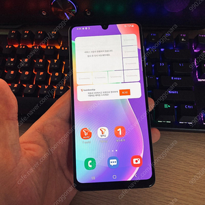 갤럭시 A31 화이트 64기가 매우깨끗! 7만5천원 판매합니다