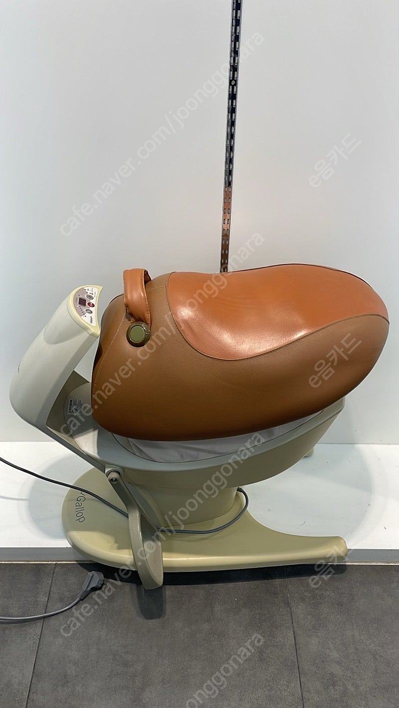 오씸 Osim OS-8600 uGallop 승마 운동기구 팝니다.