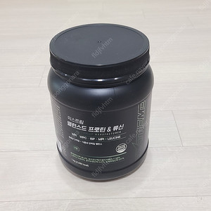 김종국 익스트림 밸런스드 프로틴&류신 초콜맛 1kg 새상품 팝니다.​