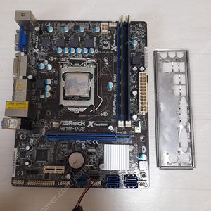 애즈락 H61M-DGS 메인보드.인텔 I3-3240 CPU.삼성 PC3 4GB램 두장 일괄